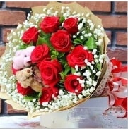 9 adet k�rm�z� g�l 2 adet 10 cm ay� buketi Ankara K�z�lay �i�ek sipari�i vermek